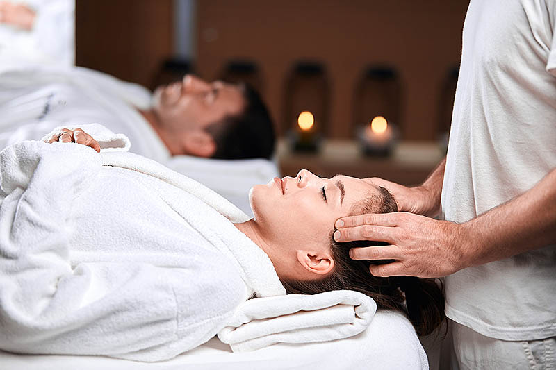 couples massage